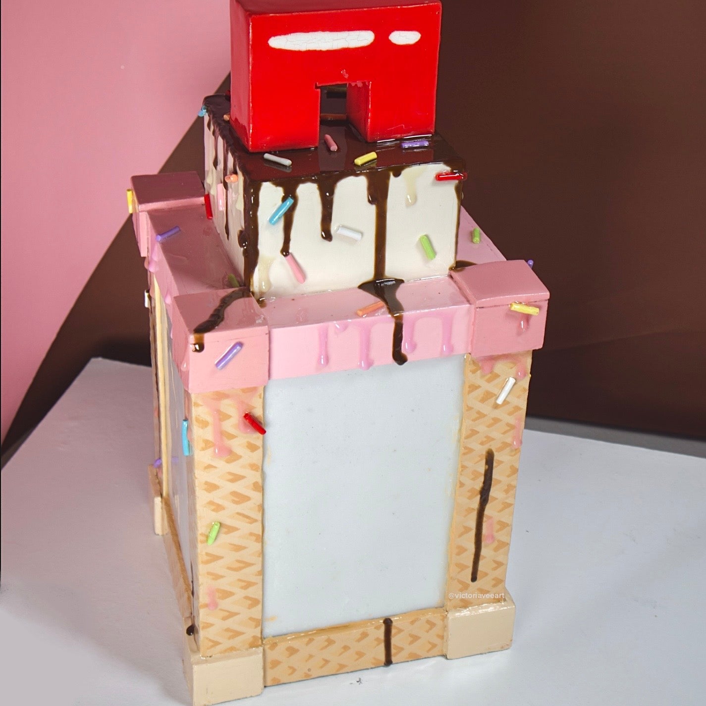 'Neapolitan Classic' Ice Cream Clay Lamp