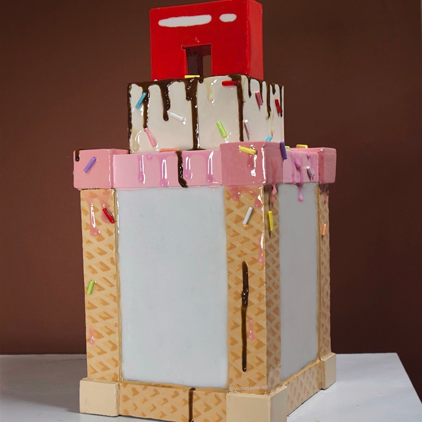 'Neapolitan Classic' Ice Cream Clay Lamp