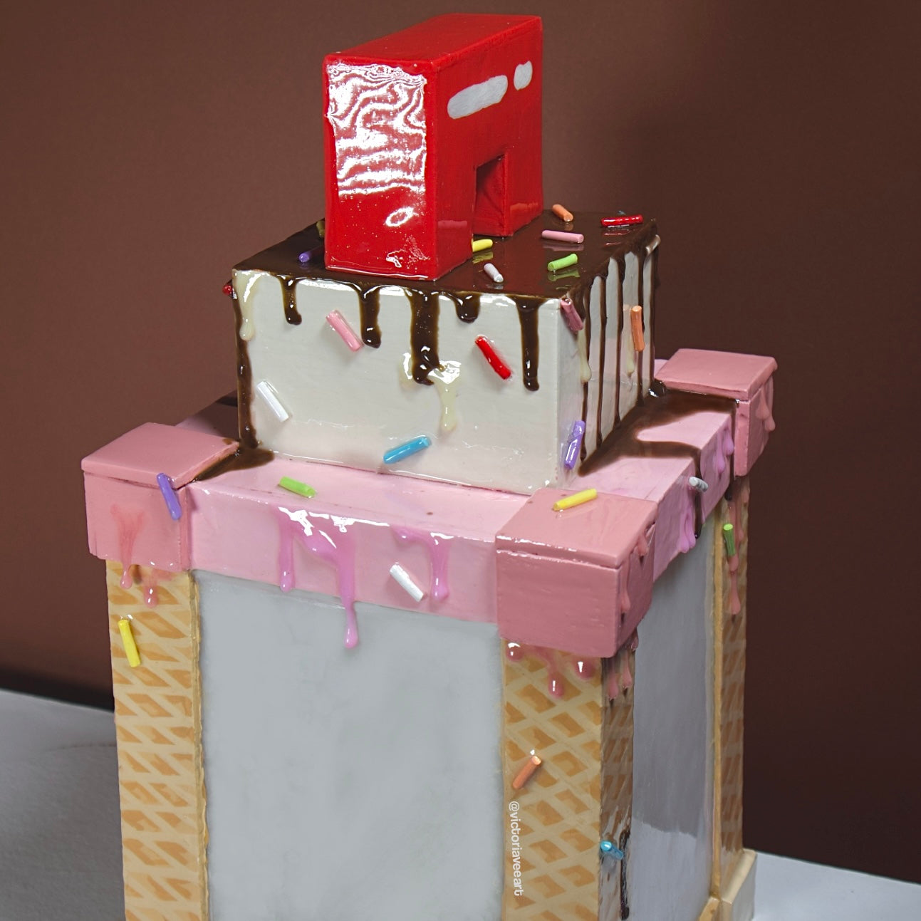 'Neapolitan Classic' Ice Cream Clay Lamp